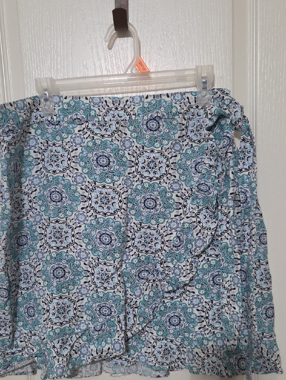 LOFT Blue and Teal Floral Medallion Top